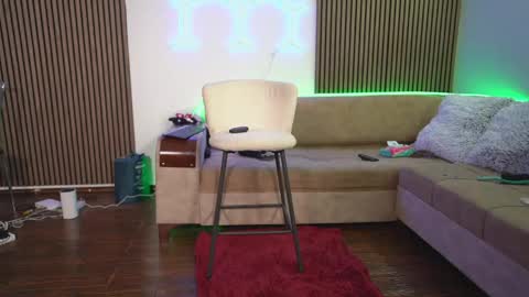 Annemanifique  Anne   Lara Kelly  online show from 06/08/26, 01:28