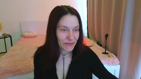 Annemorie online show from 04/07/26, 07:09