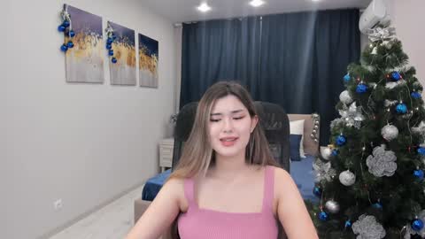 Snapshot of annetli chatting on 12/17/24, 09:07 annetli online show from 12/17/24, 09:07
