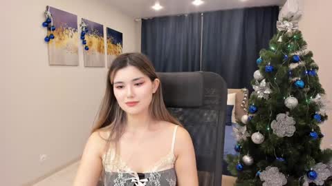 Snapshot of annetli chatting on 12/18/24, 11:08 annetli online show from 12/18/24, 11:08