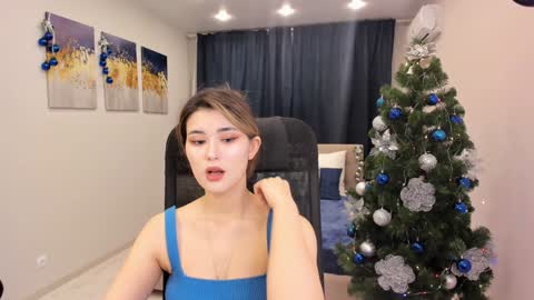 Snapshot of annetli chatting on 12/27/24, 03:42 annetli online show from 12/27/24, 03:42