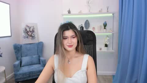 Snapshot of annetli chatting on 09/30/25, 03:22 annetli online show from 09/30/25, 03:22