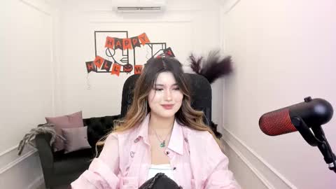 Snapshot of annetli chatting on 10/19/25, 08:42 annetli online show from 10/19/25, 08:42