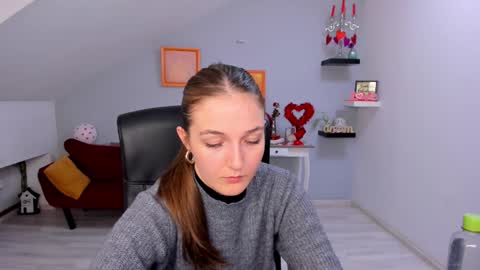 Snapshot of annewilsonn chatting on 02/11/26, 03:50 annewilsonn online show from 02/11/26, 03:50
