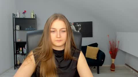 Snapshot of annewilsonn chatting on 03/12/26, 06:41 annewilsonn online show from 03/12/26, 06:41
