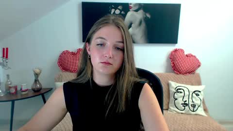 Snapshot of annewilsonn chatting on 05/28/26, 05:38 annewilsonn online show from 05/28/26, 05:38