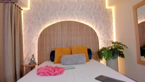 Snapshot of annhya chatting on 11/06/25, 02:34 Annhya online show from 11/06/25, 02:34