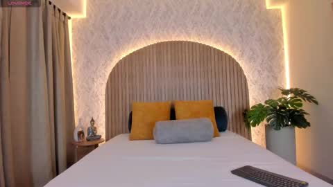 Snapshot of annhya chatting on 11/21/25, 02:54 Annhya online show from 11/21/25, 02:54