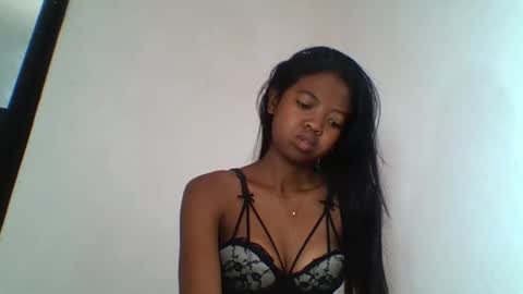 Snapshot of annica86 chatting on 05/28/26, 05:49 annica86 online show from 05/28/26, 05:49