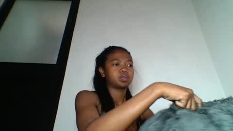 Snapshot of annica86 chatting on 06/12/26, 06:56 annica86 online show from 06/12/26, 06:56