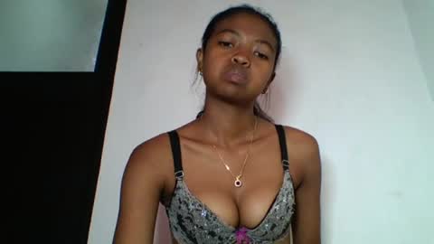 Snapshot of annica86 chatting on 06/22/26, 10:01 annica86 online show from 06/22/26, 10:01