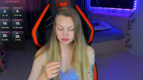 Annie online show from 07/11/26, 03:37