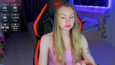 Annie online show from 07/22/26, 02:25