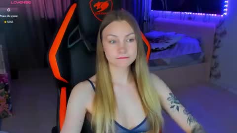 Annie online show from 07/28/26, 12:01