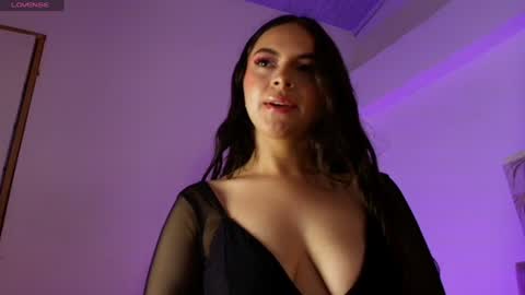 Annie Bonnie   online show from 06/19/26, 11:36