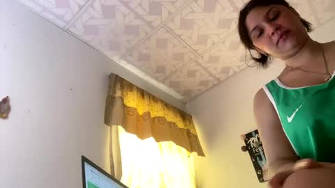 Annie  online show from 01/07/25, 07:28
