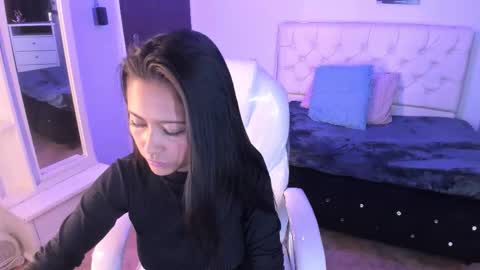 Snapshot of annie_clarrk chatting on 11/15/25, 05:27 annie_clarrk online show from 11/15/25, 05:27