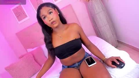 annie_dolce_ online show from 11/15/25, 10:48