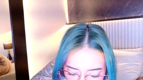Snapshot of annie_hawk chatting on 03/17/26, 10:07 ANNIE HAWK online show from 03/17/26, 10:07