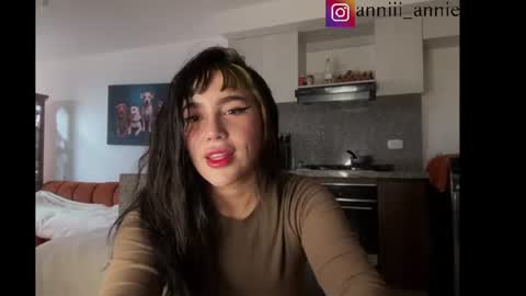 JEANNE no olvides seguirme dont forget follow me  uu online show from 07/25/26, 10:40