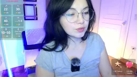 LAURA - A n n i e  S w a n online show from 02/20/25, 03:12