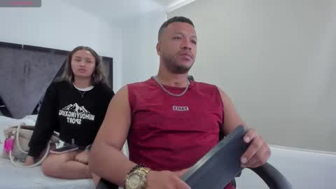 Annie and Stefan online show from 11/02/25, 01:57