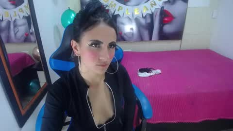 Anniee online show from 02/05/25, 12:49