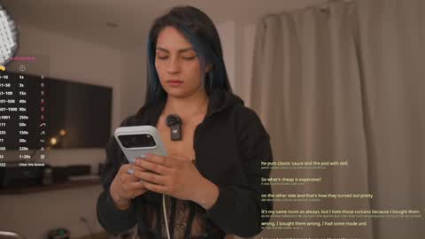 Snapshot of annieguzman_ chatting on 02/19/26, 03:02 Annie FREE TRIAL IN BIO online show from 02/19/26, 03:02