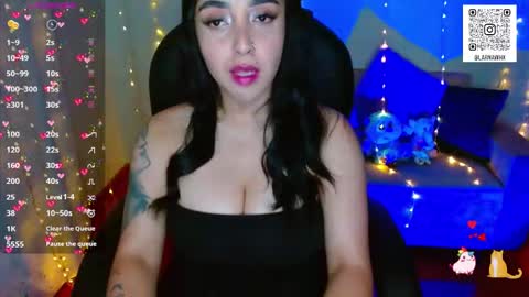   Annie  Independent model Hello all offline tokens are appreciated  thank you for your support.33 online show from 01/11/26, 01:10