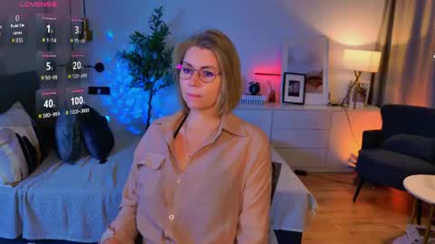 Annie online show from 06/24/26, 06:45
