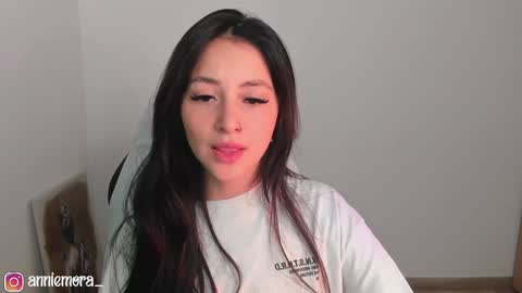 Annie online show from 01/08/25, 02:14