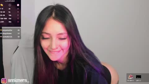 Annie online show from 01/15/25, 02:49