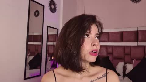 Annie online show from 07/22/26, 11:13