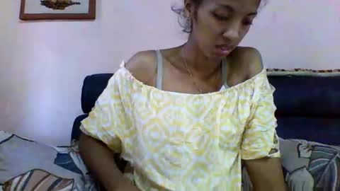 Snapshot of anniesexy1 chatting on 10/25/25, 06:10 anniesexy1 online show from 10/25/25, 06:10