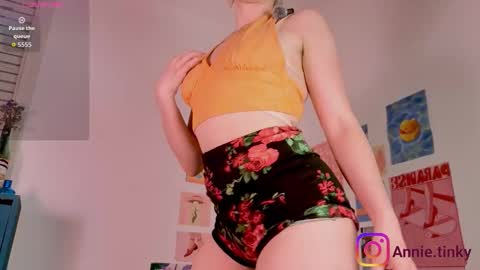 Snapshot of annietinky chatting on 03/10/26, 02:16 annietinky online show from 03/10/26, 02:16
