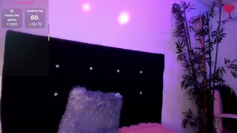 Annie Evans  online show from 09/13/25, 01:33