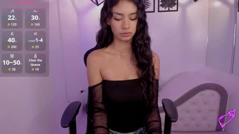 Annie Evans  online show from 09/29/25, 03:06