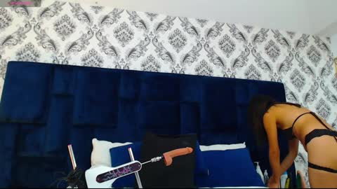 Anniieleonhart online show from 01/29/25, 11:46