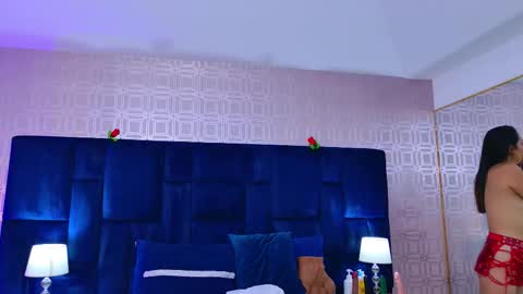 Anniieleonhart online show from 10/15/25, 08:20