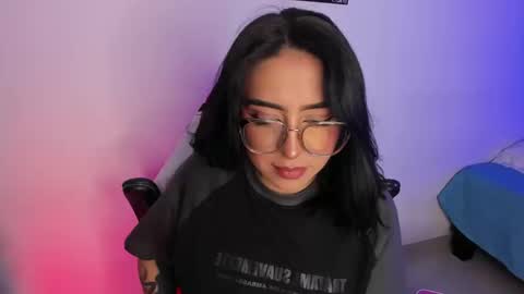 Annika online show from 09/16/25, 04:24