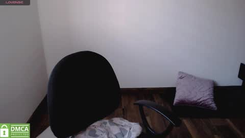 Gaby 3 online show from 10/21/25, 09:59