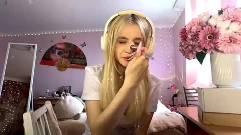 Hello my name is Kate online show from 05/01/26, 07:35