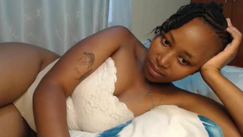 Snapshot of anntekla chatting on 05/19/26, 11:05 anntekla online show from 05/19/26, 11:05