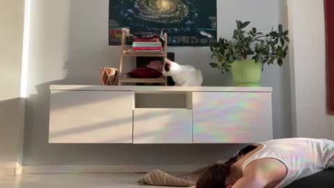 N  antics online show from 09/18/25, 03:52