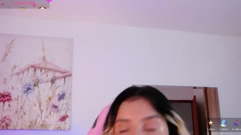 Snapshot of anntonellalee chatting on 11/18/25, 08:02 Antonella Lee online show from 11/18/25, 08:02