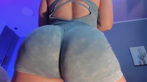 Hi  Pvt open Moans from lovense  tell me  Fav   143469 Especial level 34 online show from 02/19/25, 03:50