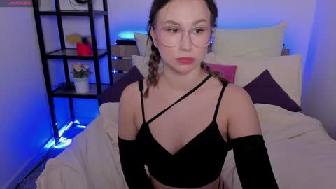 Anna online show from 12/04/24, 04:43