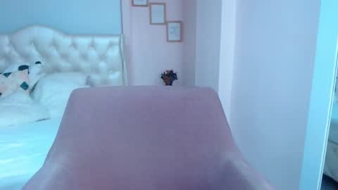 ANNY LOUIS online show from 01/31/25, 02:26