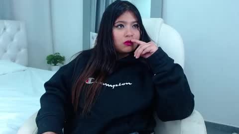ANNY LOUIS online show from 02/19/25, 08:22