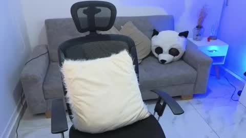 ANNY LOUIS online show from 09/25/25, 07:50